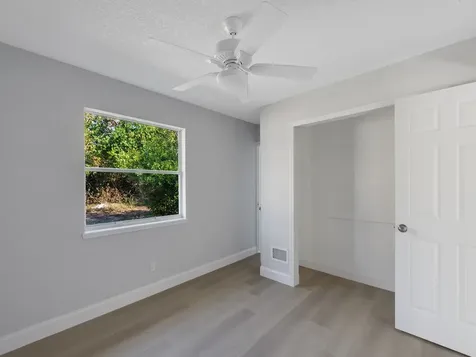 2064 Atlantic Boulevard Vero Beach FL 32960