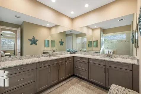 298 11th Square SW Vero Beach FL 32962