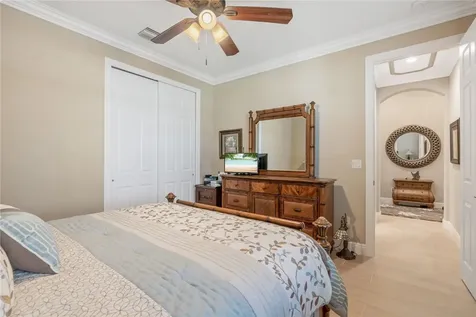 298 11th Square SW Vero Beach FL 32962