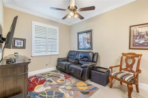 298 11th Square SW Vero Beach FL 32962