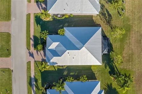 298 11th Square SW Vero Beach FL 32962