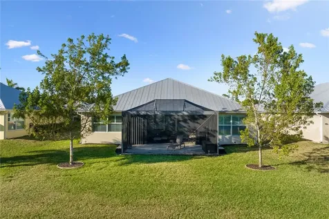 298 11th Square SW Vero Beach FL 32962