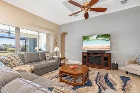298 11th Square SW Vero Beach FL 32962
