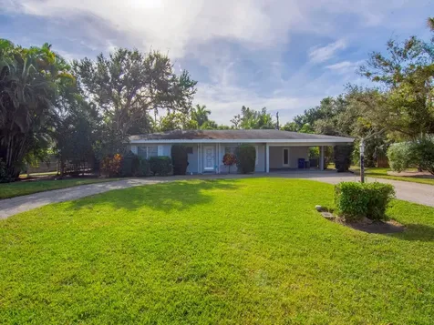 712 Iris Lane Vero Beach FL 32963