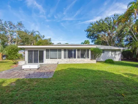 712 Iris Lane Vero Beach FL 32963