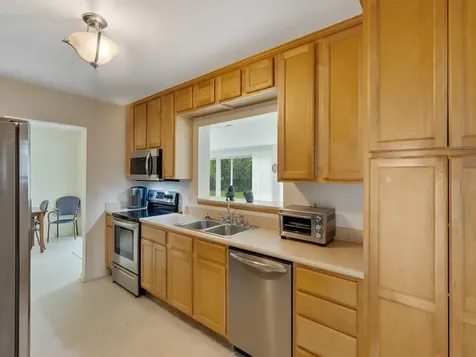 712 Iris Lane Vero Beach FL 32963