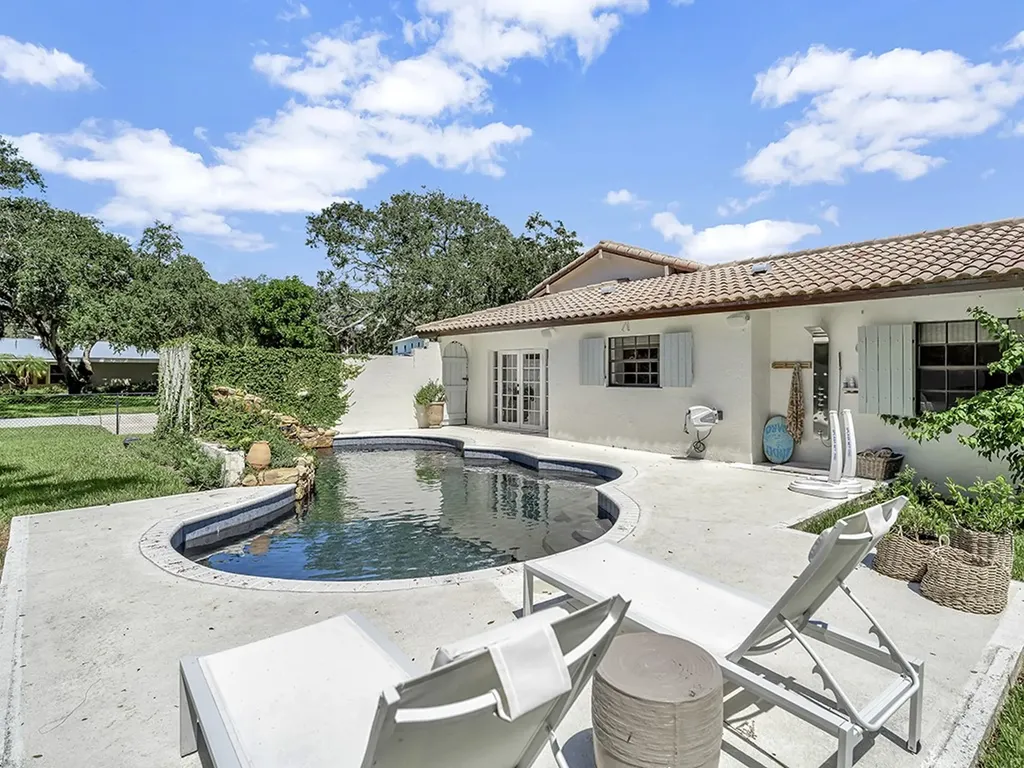 246 Live Oak Road Vero Beach FL 32963