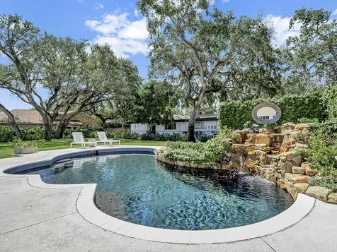 246 Live Oak Road Vero Beach FL 32963