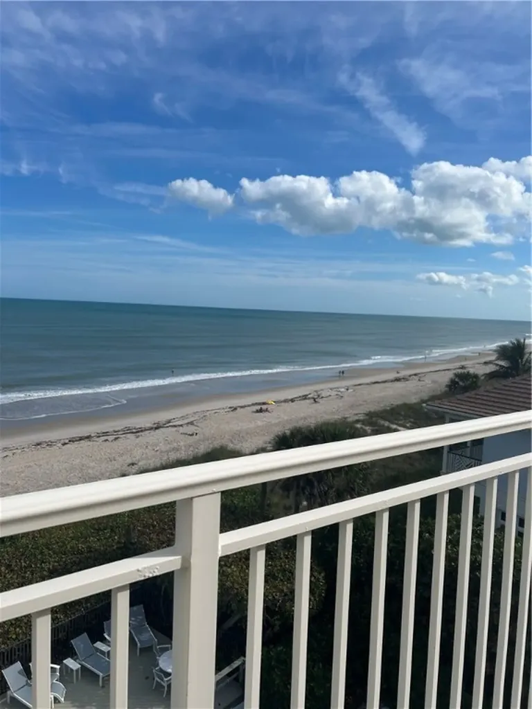 1026 Flamevine Lane Vero Beach FL 32963