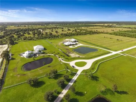 6405 Lily Lane SW Vero Beach FL 32968