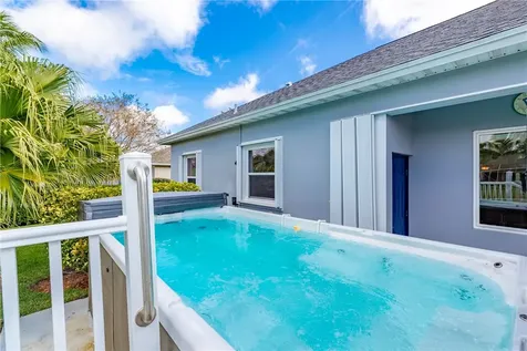 1035 Quail Court SW Vero Beach FL 32968