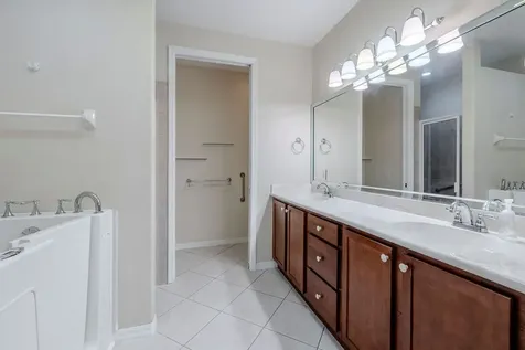 427 Pineapple Square SW Vero Beach FL 32962