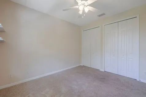 427 Pineapple Square SW Vero Beach FL 32962