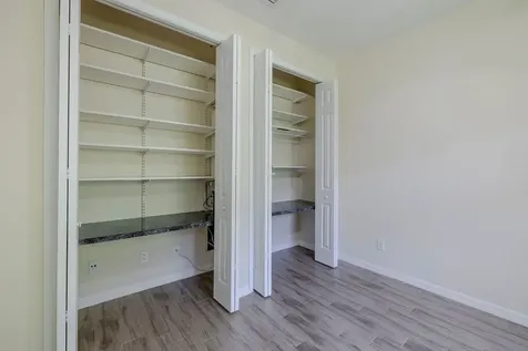 427 Pineapple Square SW Vero Beach FL 32962