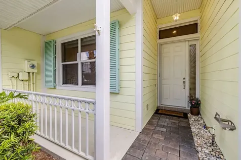 427 Pineapple Square SW Vero Beach FL 32962