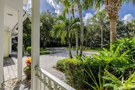 427 Pineapple Square SW Vero Beach FL 32962