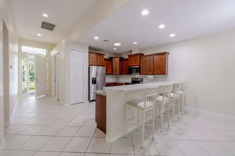 427 Pineapple Square SW Vero Beach FL 32962