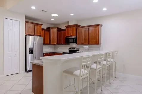 427 Pineapple Square SW Vero Beach FL 32962