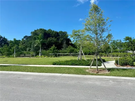 1545 Harper Way Vero Beach FL 32960