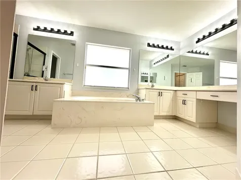 1886 Grey Falcon Circle SW Vero Beach FL 32962