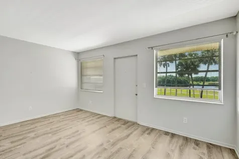 20 Vista Gardens Trail Vero Beach FL 32962