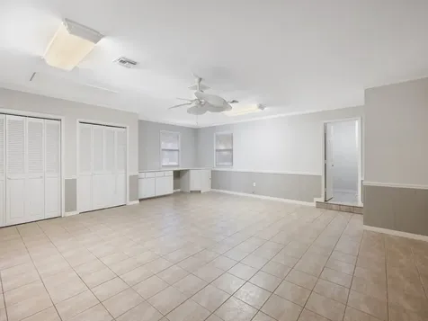 4790 16th Street Vero Beach FL 32966