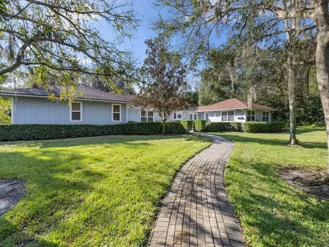 4790 16th Street Vero Beach FL 32966