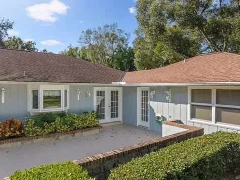 4790 16th Street Vero Beach FL 32966