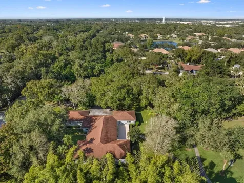 4790 16th Street Vero Beach FL 32966