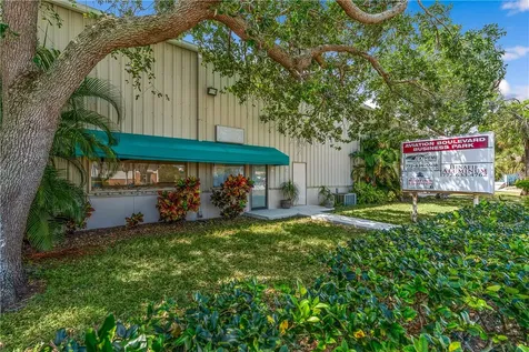 3101 Aviation Boulevard Vero Beach FL 32960