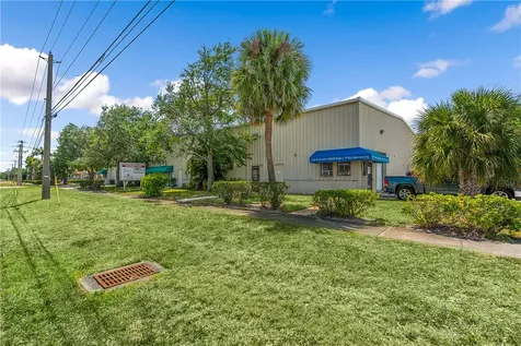 3101 Aviation Boulevard Vero Beach FL 32960