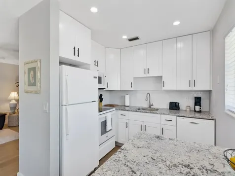 2800 Indian River Boulevard Vero Beach FL 32960