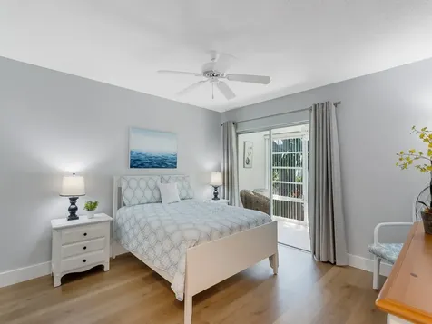 2800 Indian River Boulevard Vero Beach FL 32960