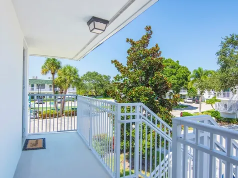 2800 Indian River Boulevard Vero Beach FL 32960