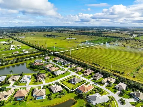 8280 Halbert Lane Vero Beach FL 32968