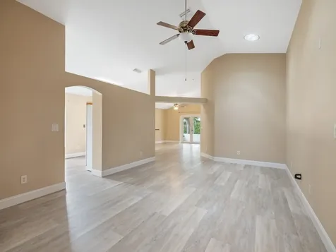 595 Willow Court Sebastian FL 32958