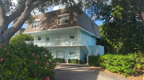 1901 Indian River Boulevard Vero Beach FL 32960