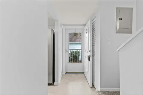 1901 Indian River Boulevard Vero Beach FL 32960