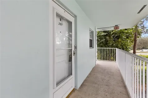 1901 Indian River Boulevard Vero Beach FL 32960