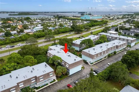 1901 Indian River Boulevard Vero Beach FL 32960