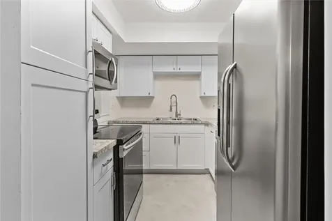 1901 Indian River Boulevard Vero Beach FL 32960