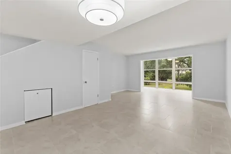 1901 Indian River Boulevard Vero Beach FL 32960