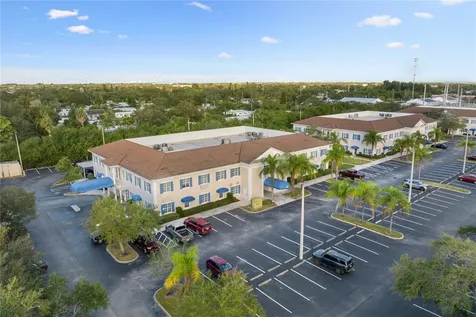 1515 Indian River Boulevard Vero Beach FL 32960