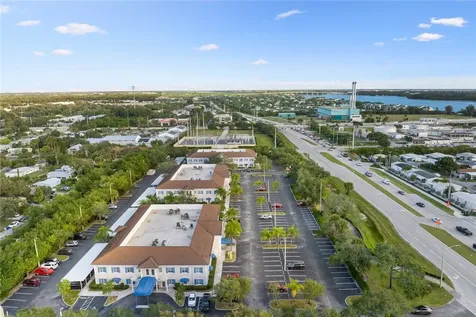 1515 Indian River Boulevard Vero Beach FL 32960