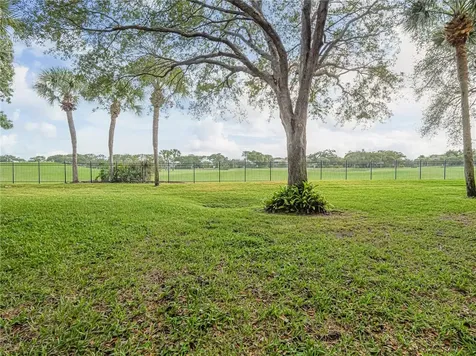 5045 Fairways Circle Vero Beach FL 32967