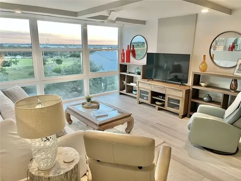 275 Date Palm Road Vero Beach FL 32963