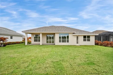 5697 Bent Pine Square Vero Beach FL 32967