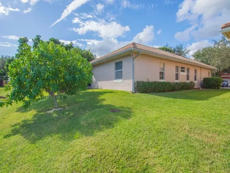 6124 57th Court Vero Beach FL 32967
