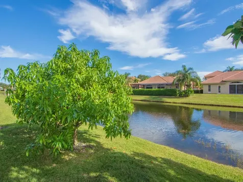 6124 57th Court Vero Beach FL 32967