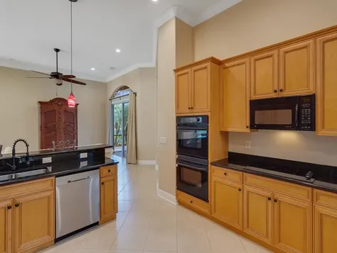 6124 57th Court Vero Beach FL 32967